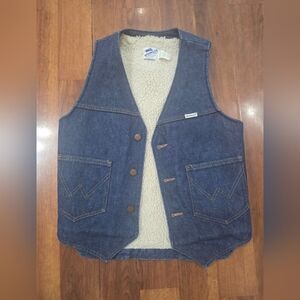 Vintage 70s Wrangler No Fault Sherpa Lined Denim Vest Size S Made USA EXCELLENT